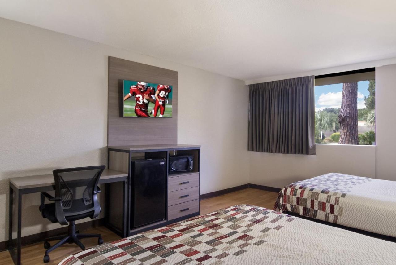 Red Roof Inn & Suites Brunswick I-95 Eksteriør bilde